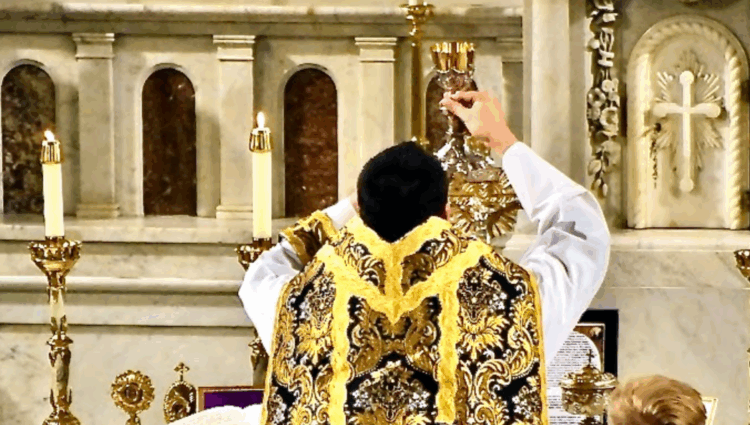 Traditional Liturgy: The Great Unifier